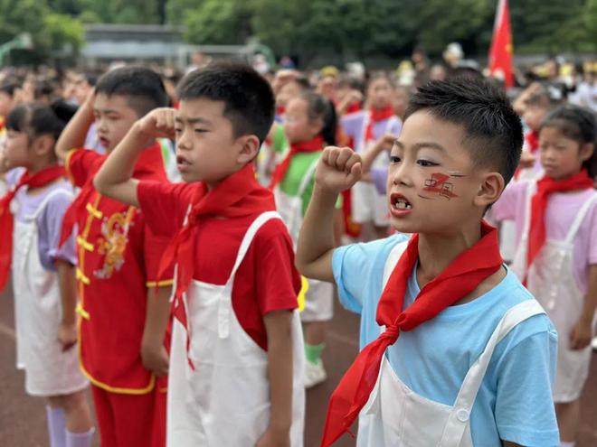 卧龙剑桥春天对口小学_卧龙剑桥春天a座是住宅吗_卧龙剑桥春天对口学校