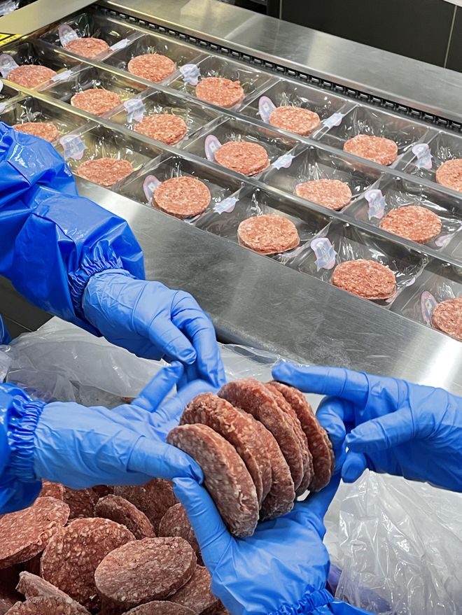冻牛肉怎么解冻才新鲜_冻牛肉能直接下锅煮吗_冻牛肉