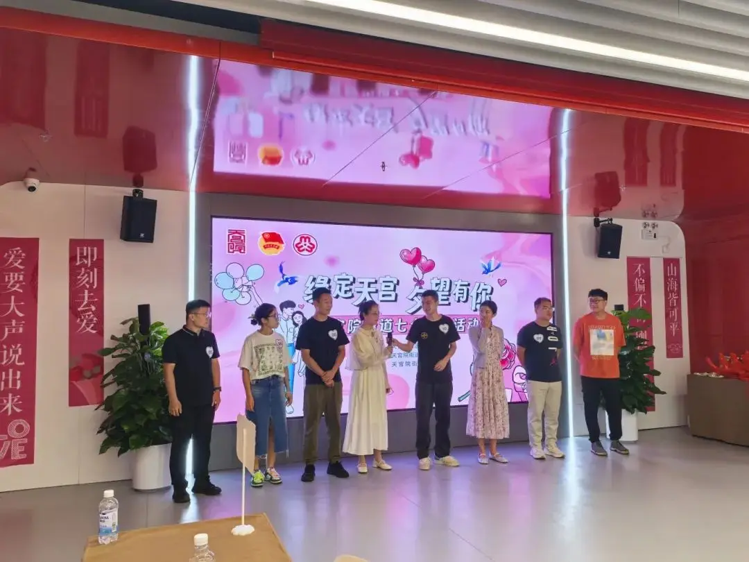 拼七巧板用英语怎么说_七巧板拼的人_怎么用七巧板拼人