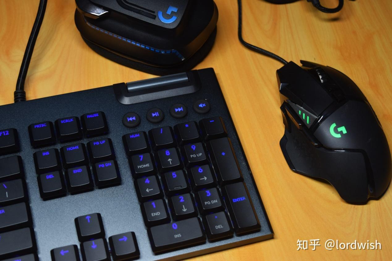 g502 rgb_罗技g303和g502哪个好_罗技g9x和g502